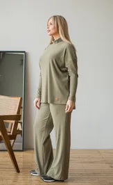 Костюм NOVITA 1392 оливковый