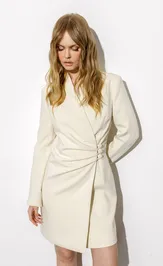 Sukienka Pirs 6649 slivochnoe maslo