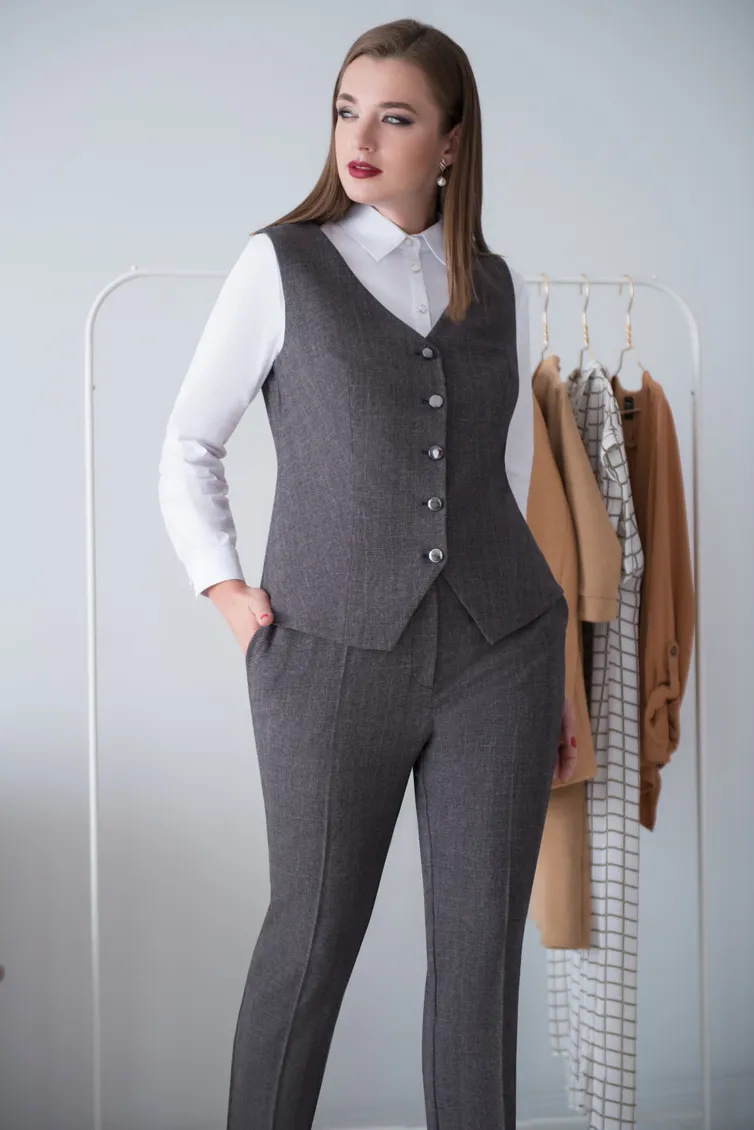 Garnitury damskie URS #18-901
