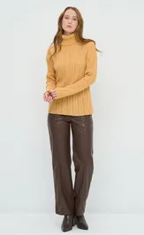 Skoczek Newvay 9242-94185 oxra