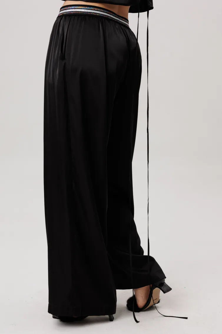 Trousers Anelli Laurel #1734 blestyashhij chernyj