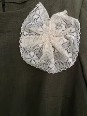 Платье Michel Chic арт. 2062 хаки + круж. украшение