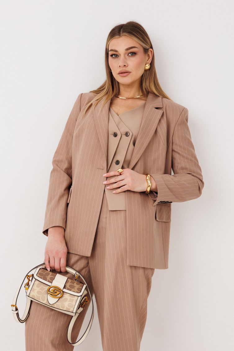 Suit Fantazia Mod #5220 bezhevo-pudr