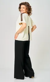 Suit Rumoda 2275 kr.r. molochnyj-chernyj
