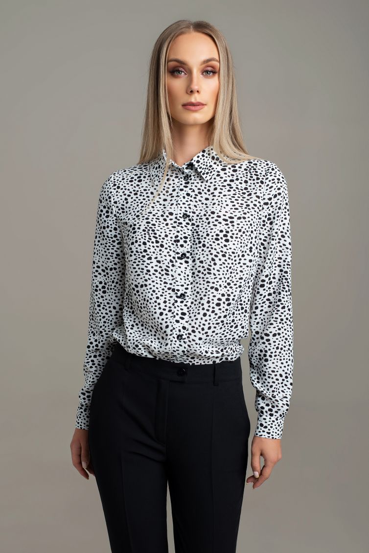 Blouse MARIKA #442 Molochn v chyorn kamushki