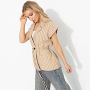 Жилет CHARUTTI арт. Слишком модно (латте)