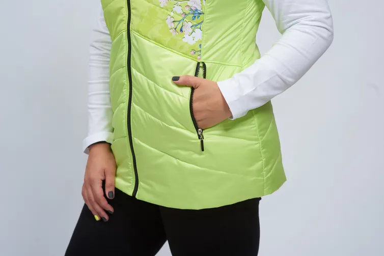 Костюм FORMAT арт. 11215 салат/черн