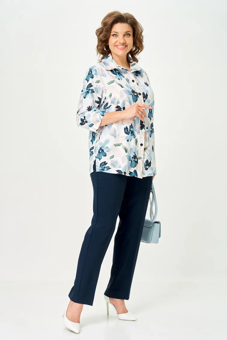 Blouse BelElStyle #877-326 sinie cvety