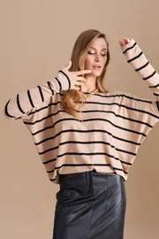 Jumper Elletto Life #3747 Bezhevo-chernyj