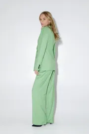 Suit Pirs #5030 svetlo-zelenyj