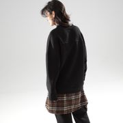 Свитшот CHARUTTI арт. Интересный момент (блэк)