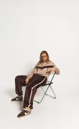 Suit Verita moda N-2449 molochnyj+shokolad
