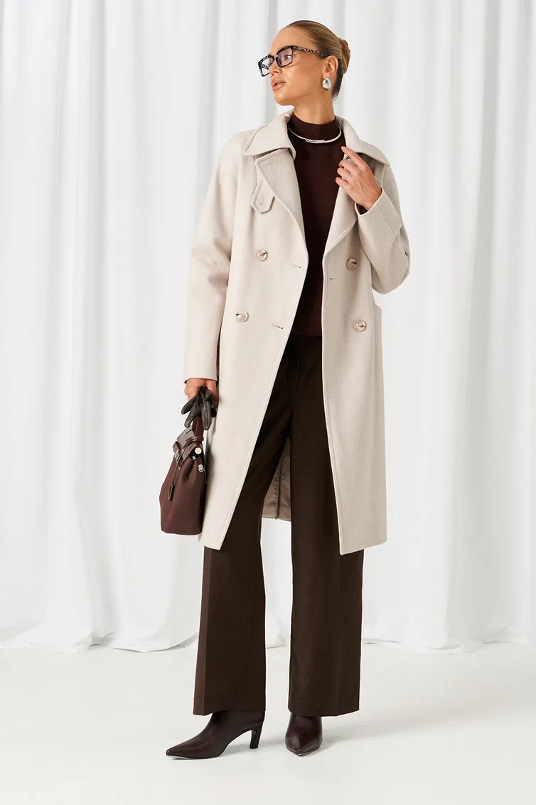 Coat Beautiful & Free #9029 molochnyj