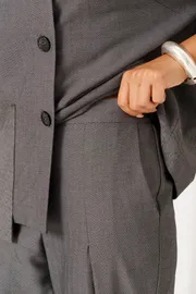Suit Beautiful & Free #6484 tyomno-seryj