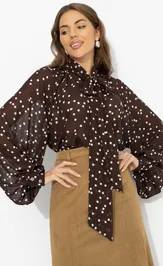 Blouse CHARUTTI Privlekayu udachu (amerikano)