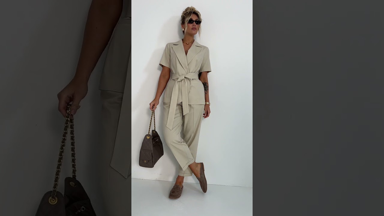 6446 костюм двойка размерный ряд с 48 по 54 цвет бежевый