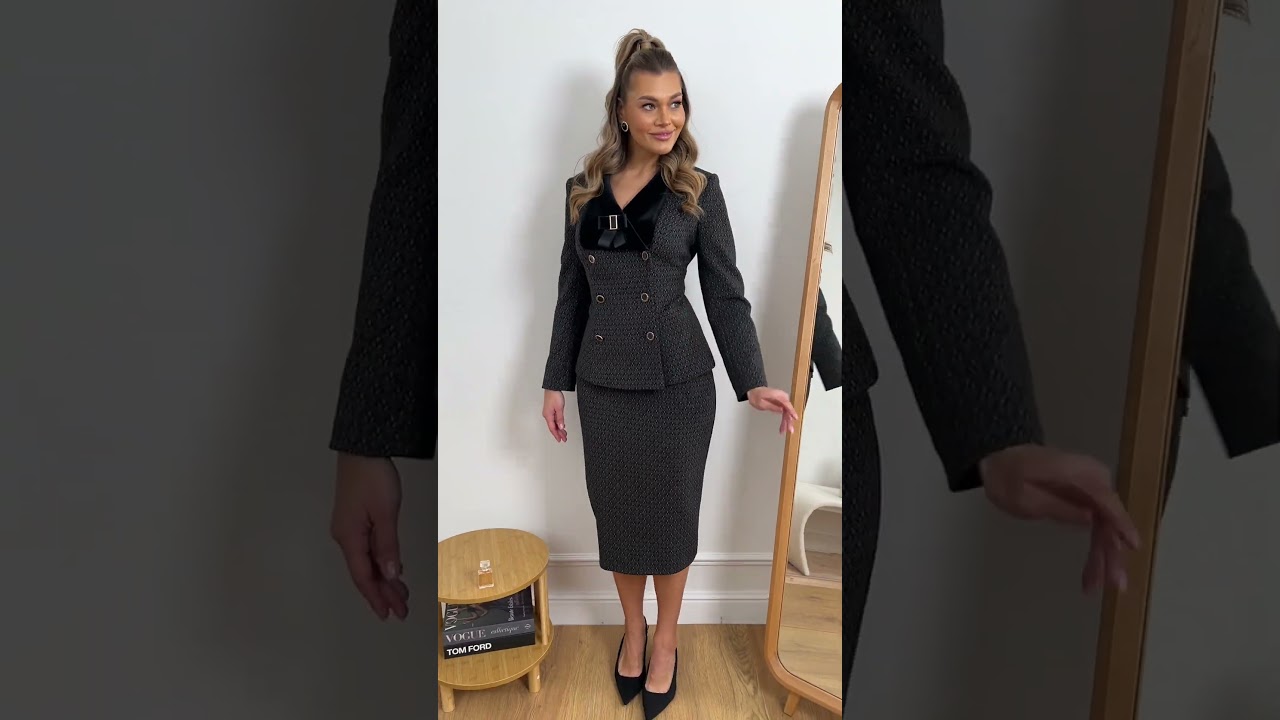 Костюм с бархатным воротником Мода-Юрс арт. 2886 seryj  #стильныйlook  #style  #styling