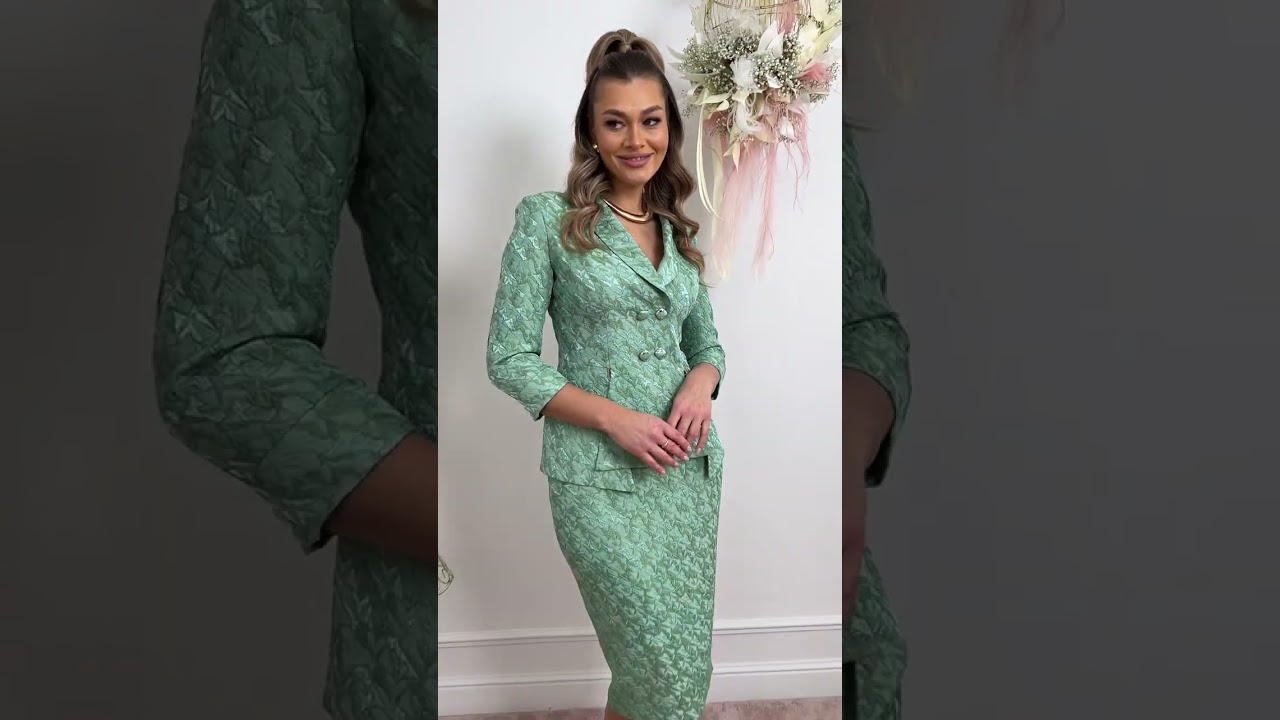 Нарядный костюм из жаккарда Мода-Юрс арт 2768-4 salatovyj  #fashion  #style  #стильныйlook