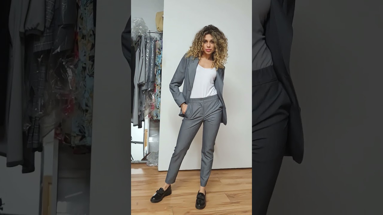 костюм, комплект, состоящий из жакета и брюк подойдет к деловому образу для офиса, учебы и работы.