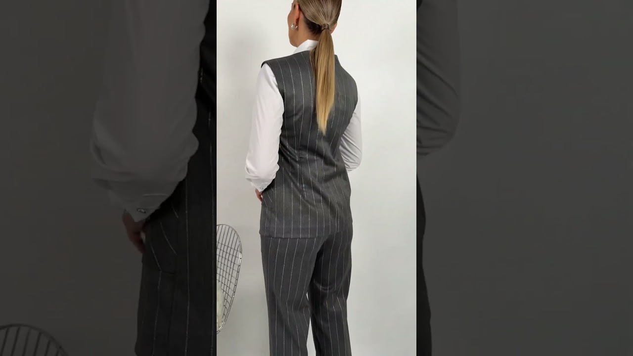 Классический костюм-двойка с жилетом Мода-Юрс арт 2911 seryj   #fashion #брендыодежды  #style