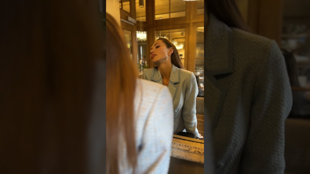 Стильный твидовый костюм с юбкой. URS 23-184-2