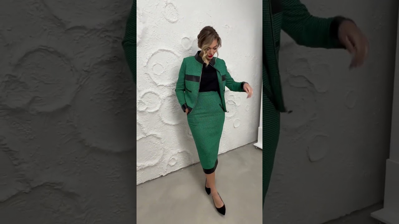 Костюм женский с отделкой из эко-кожи артикул 2711 zelenyj