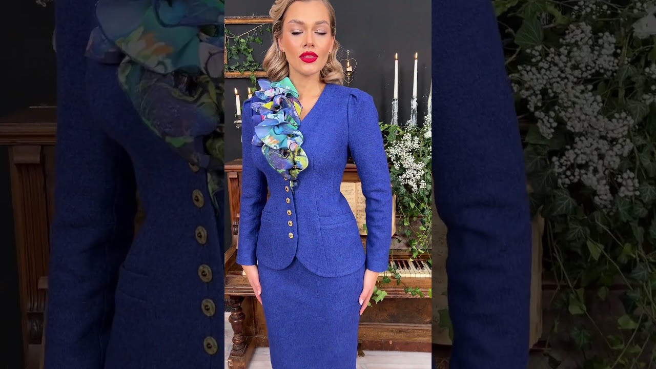 Костюм с шерстью со съемным шарфом Мода-Юрс арт. 2825 василек_цветы  #fashion  #styling  #style