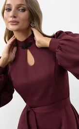 Dress CHARUTTI Buntarka v dele (s poyasom)
