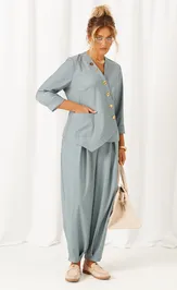 Suit Beautiful & Free 6507 sero-goluboj