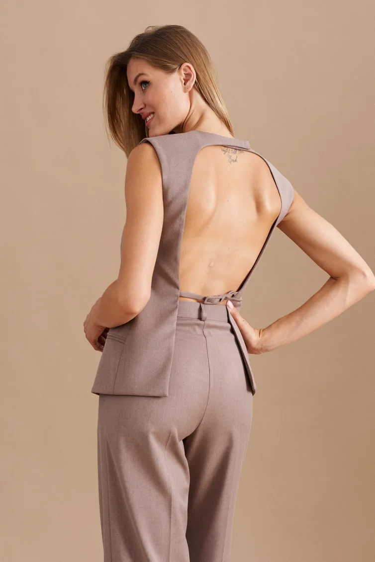 Waistcoat Elletto Life #3779 temno-bezhevyj