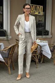 Suit URS #24-330-4