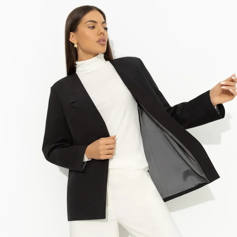Żakiet CHARUTTI #Vlast v detalyax (chernyj)