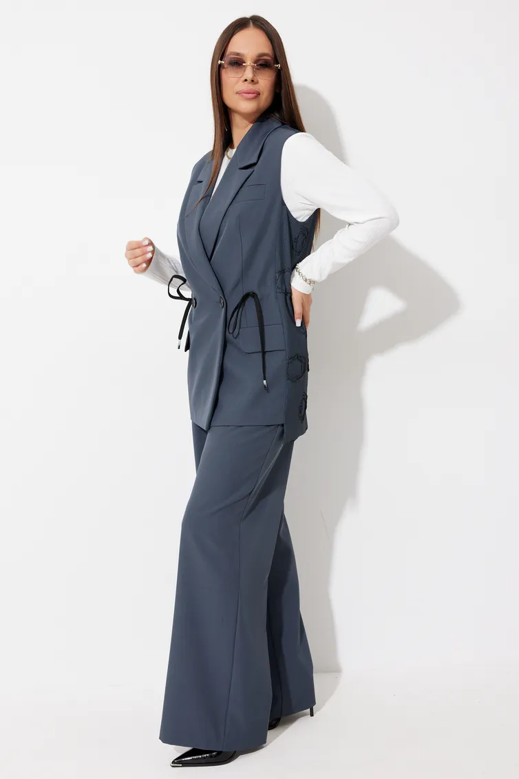 Garnitury damskie Magia Mody #2744 sero-sin