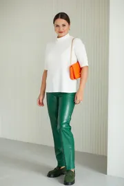 Turtleneck TOOK A LOOK & Angelika #AV-01k tofu
