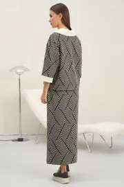 Suit Fantazia Mod #4640 chern+bezh