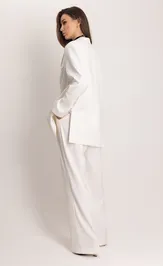 Костюм EZER 2060 молочный 170