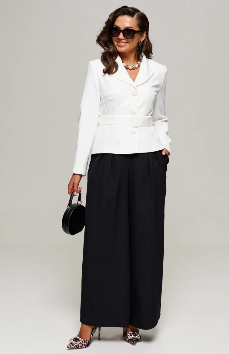 Suit Beautiful & Free #6187 belyj+chyornyj