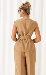 Костюм Beautiful & Free 6466 бежевый