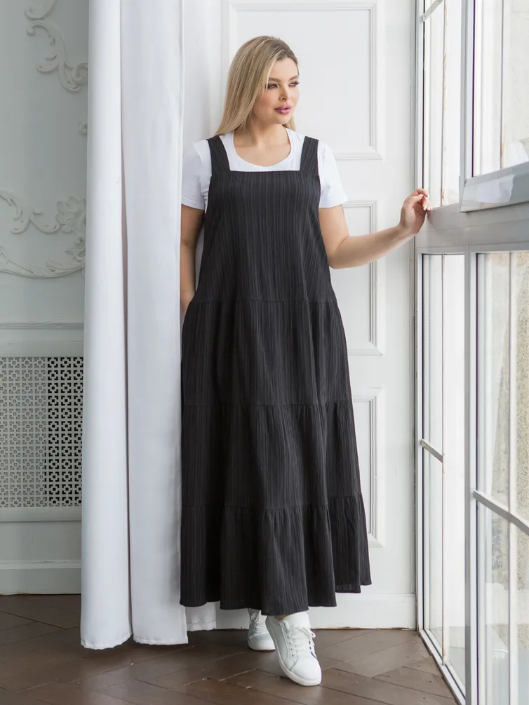Sukienki NOVITA #1251 chernyj
