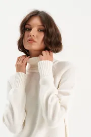 Sweter Romgil #RV0299-ShE5 belyj