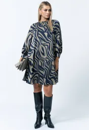 Sukienka Verita moda #N-2327