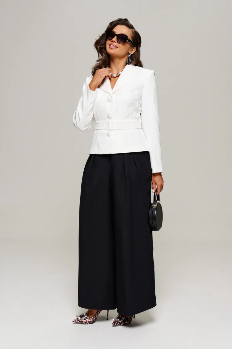 Suit Beautiful & Free #6187 belyj+chyornyj