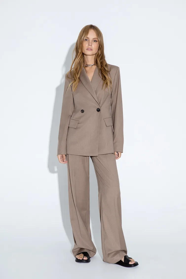 Suit Pirs #4219 bezhevyj