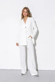 Suit Pirs #3645 molochnyj