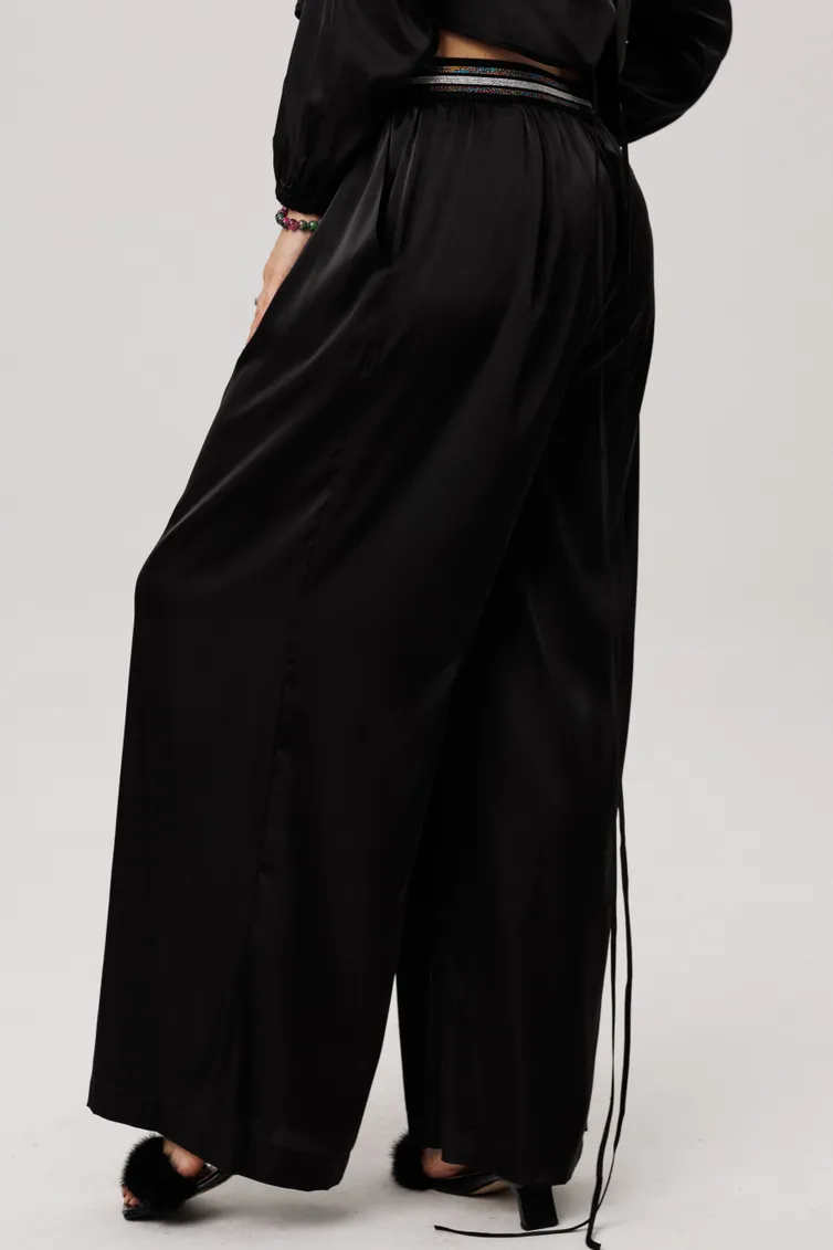 Trousers Anelli Laurel #1734 blestyashhij chernyj