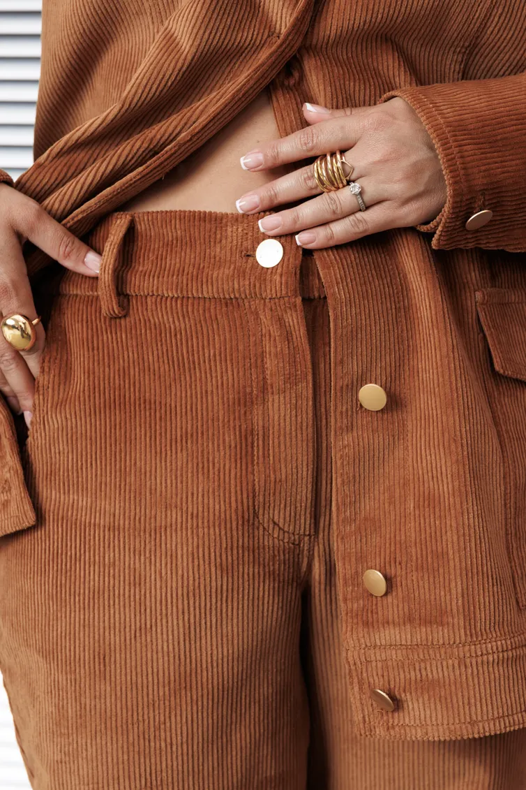 Suit INVITE #6111