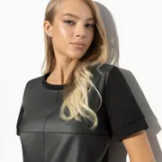 Koszulka CHARUTTI #Protiv techeniya (nyu)