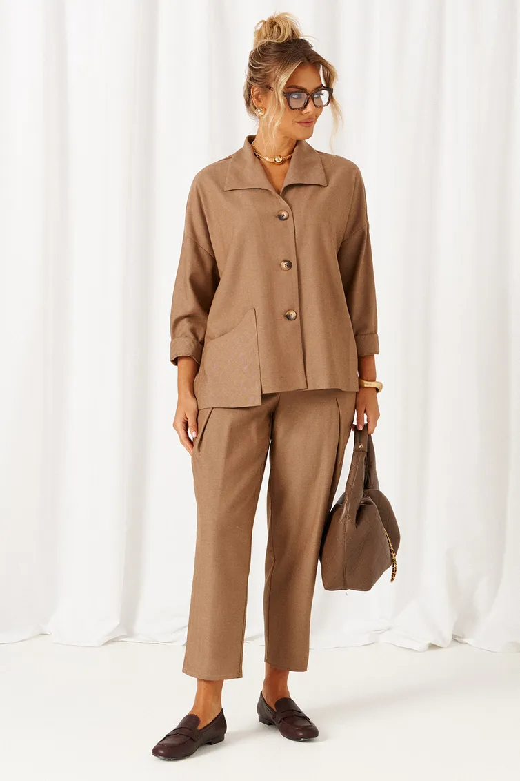 Suit Beautiful & Free #6484 bezhevyj