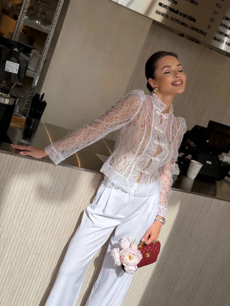 Bluzka Aura chic life #2213. 176