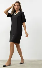 Dress CHARUTTI Virtualnye budni (elegantnaya)